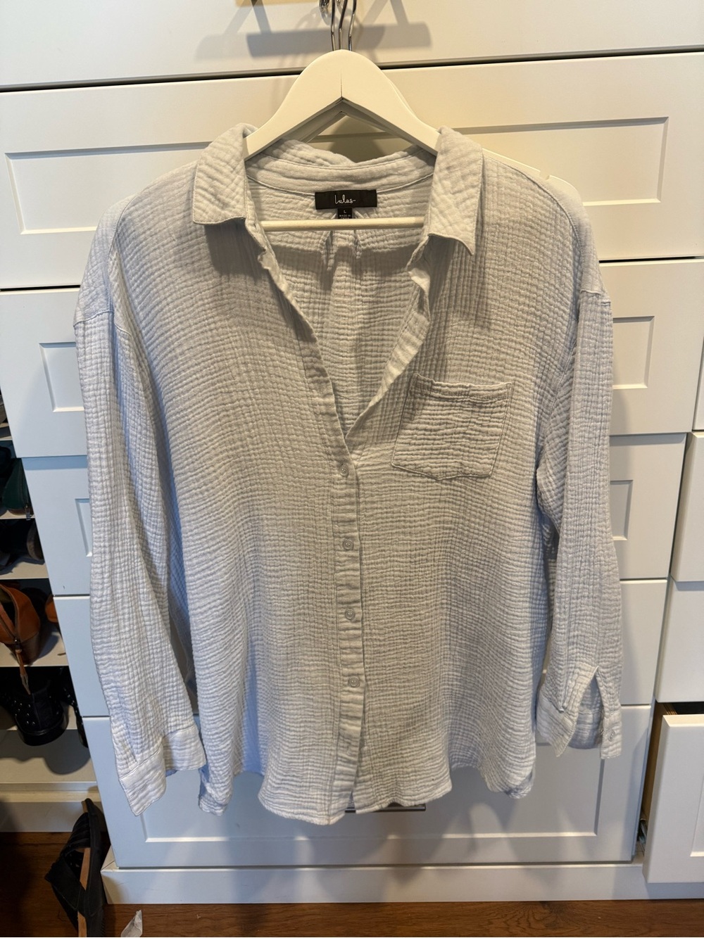 Lulu's Light Gray Textured Button-Down Shirt